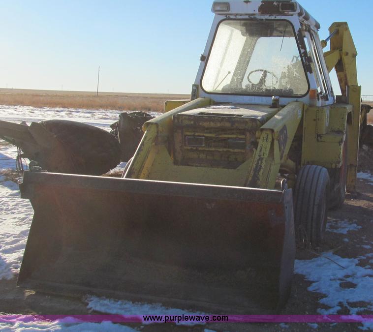 image for item C3602 JCB backhoe