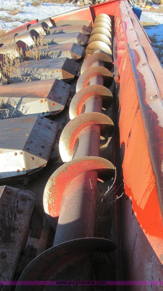 image for item C3604 Case IH 1083 corn header