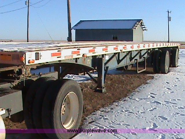 image for item C3606 2000 Dorsey 45' flatbed trailer
