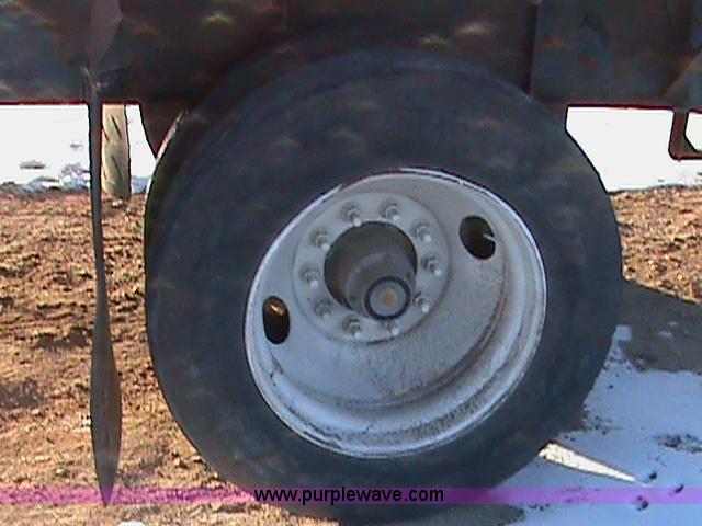 image for item C3606 2000 Dorsey 45' flatbed trailer