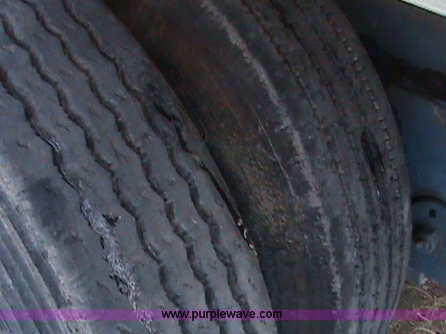 image for item C3606 2000 Dorsey 45' flatbed trailer