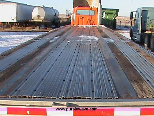 image for item C3606 2000 Dorsey 45' flatbed trailer