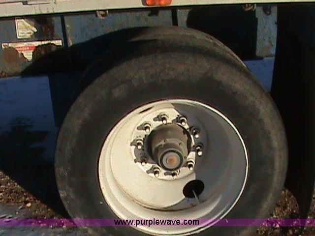 image for item C3606 2000 Dorsey 45' flatbed trailer