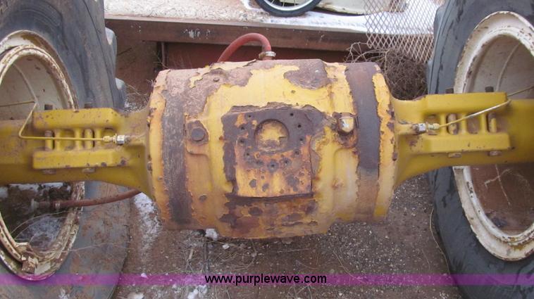 image for item C3611 John Deere Teammate II rear end