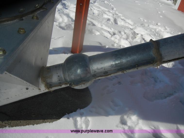 image for item D4557 Pax bulk grain bin