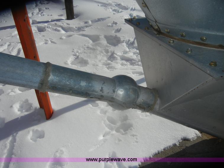 image for item D4557 Pax bulk grain bin