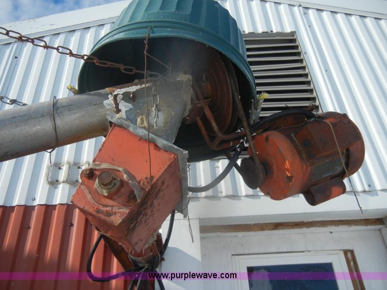 image for item D4558 Pax bulk grain bin