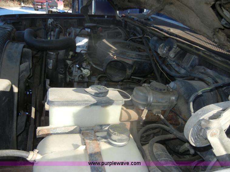 image for item D4580 1988 Ford F250 XLT Lariat SuperCab pickup truck