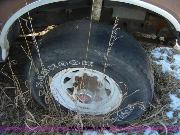 image for item D4580 1988 Ford F250 XLT Lariat SuperCab pickup truck