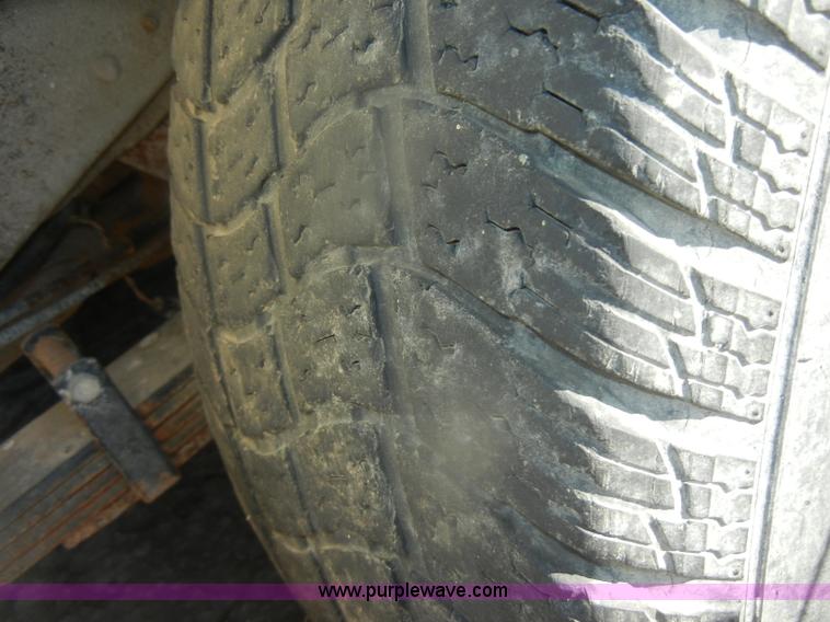 image for item D4580 1988 Ford F250 XLT Lariat SuperCab pickup truck