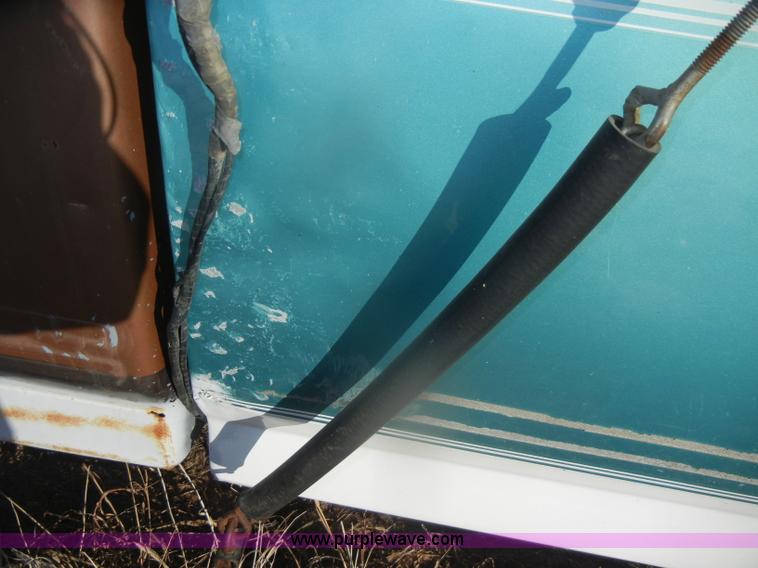 image for item D4580 1988 Ford F250 XLT Lariat SuperCab pickup truck