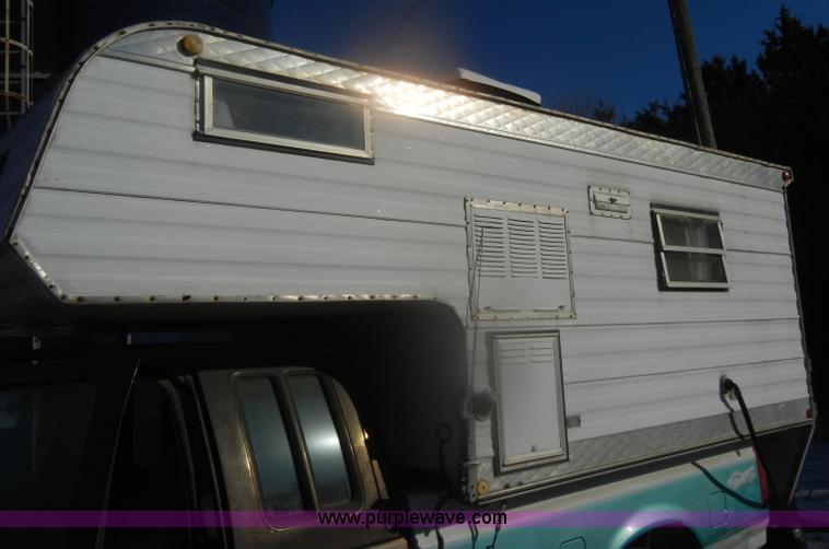 image for item D4580 1988 Ford F250 XLT Lariat SuperCab pickup truck