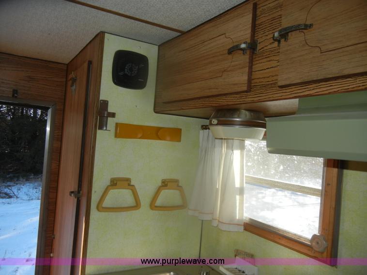 image for item D4580 1988 Ford F250 XLT Lariat SuperCab pickup truck