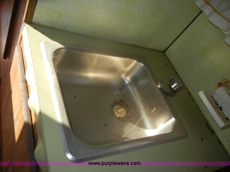 image for item D4580 1988 Ford F250 XLT Lariat SuperCab pickup truck