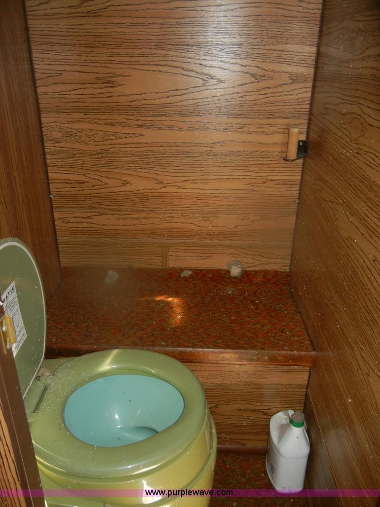 image for item D4580 1988 Ford F250 XLT Lariat SuperCab pickup truck