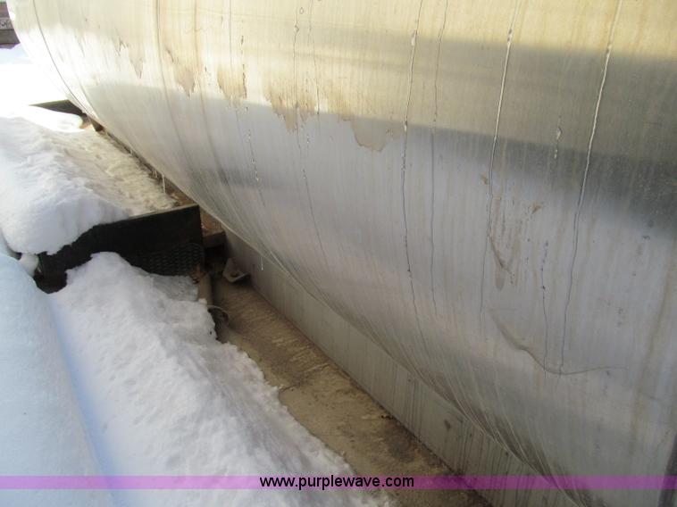 image for item D7048 Approximately 3,200 gallon stainless steel tank