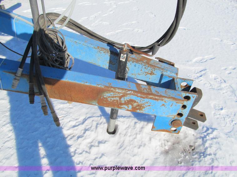 image for item D7055 DMI 3300 Nutri-Placer anhydrous ammonia applicator