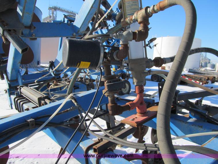 image for item D7055 DMI 3300 Nutri-Placer anhydrous ammonia applicator