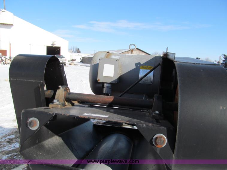 image for item D7057 Convey All TC1055 portable conveyor