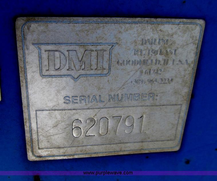 image for item D7058 DMI 3300 Nutri-Placer Anhydrous ammonia applicator