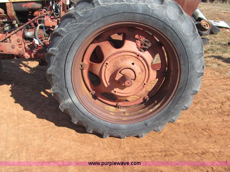 image for item E7530 1963 International Farmall 504 row crop tractor