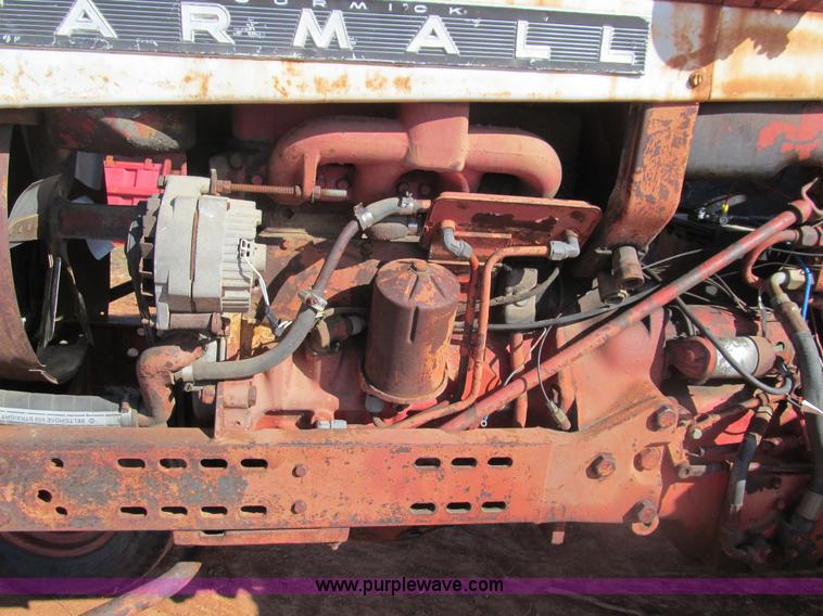 image for item E7530 1963 International Farmall 504 row crop tractor