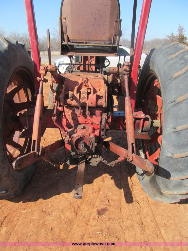 image for item E7530 1963 International Farmall 504 row crop tractor