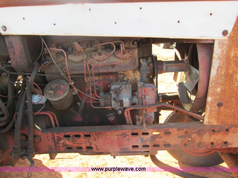 image for item E7530 1963 International Farmall 504 row crop tractor