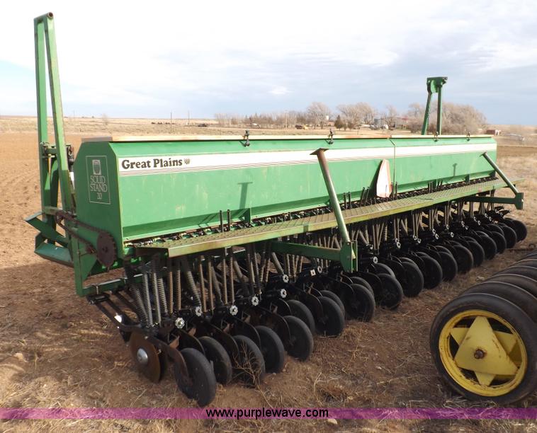 image for item F6332 1990 Great Plains Solid Stand 20 grain drill