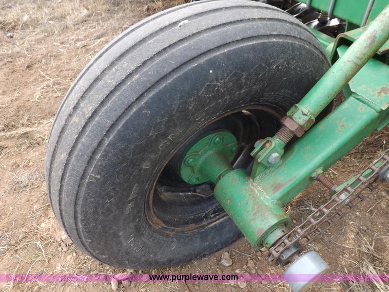 image for item F6332 1990 Great Plains Solid Stand 20 grain drill