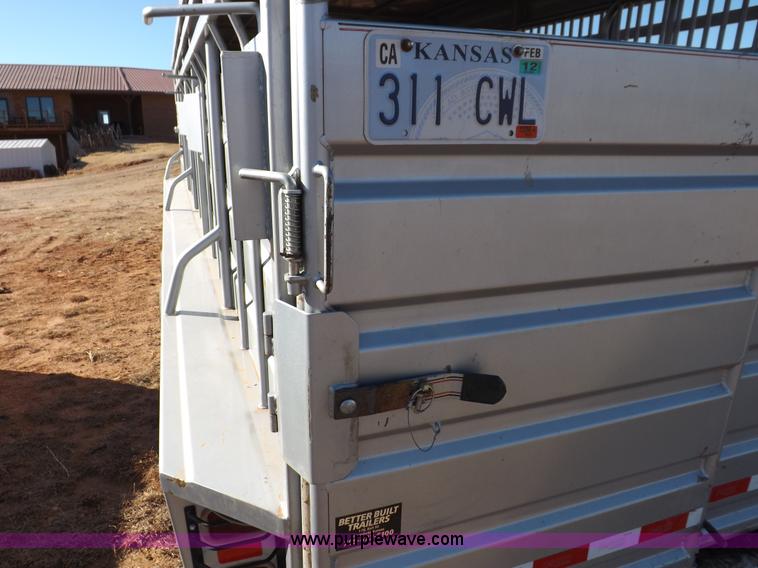 image for item F6352 2011 Norte 24' gooseneck livestock trailer