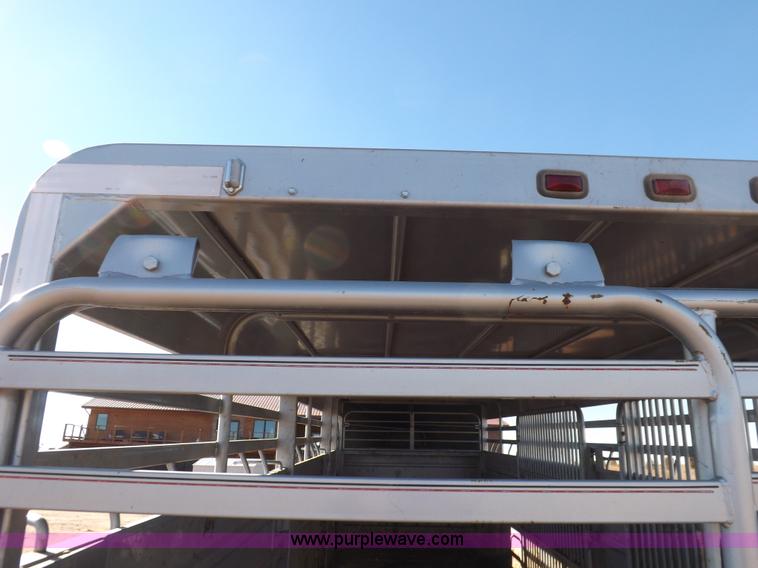 image for item F6352 2011 Norte 24' gooseneck livestock trailer