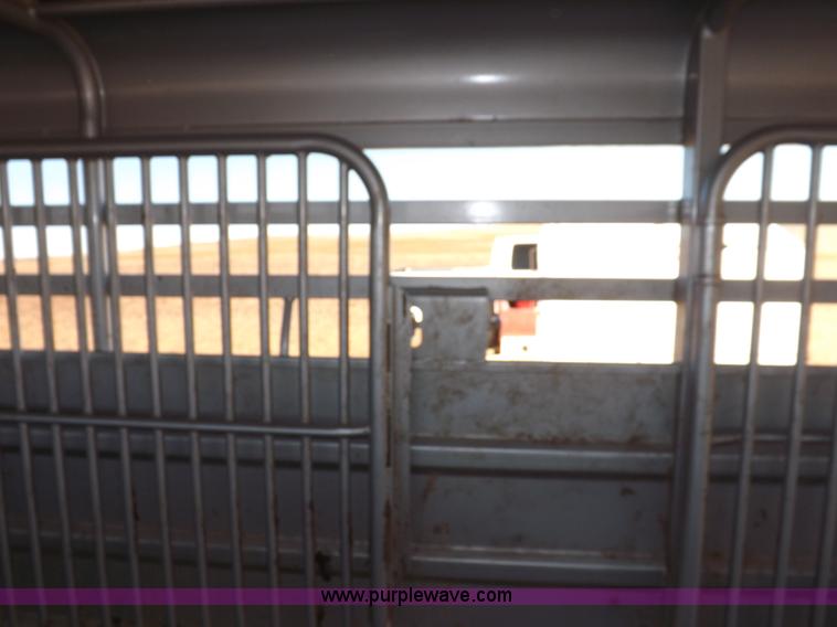 image for item F6352 2011 Norte 24' gooseneck livestock trailer