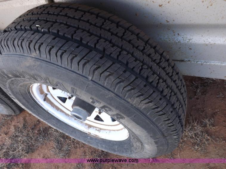 image for item F6352 2011 Norte 24' gooseneck livestock trailer