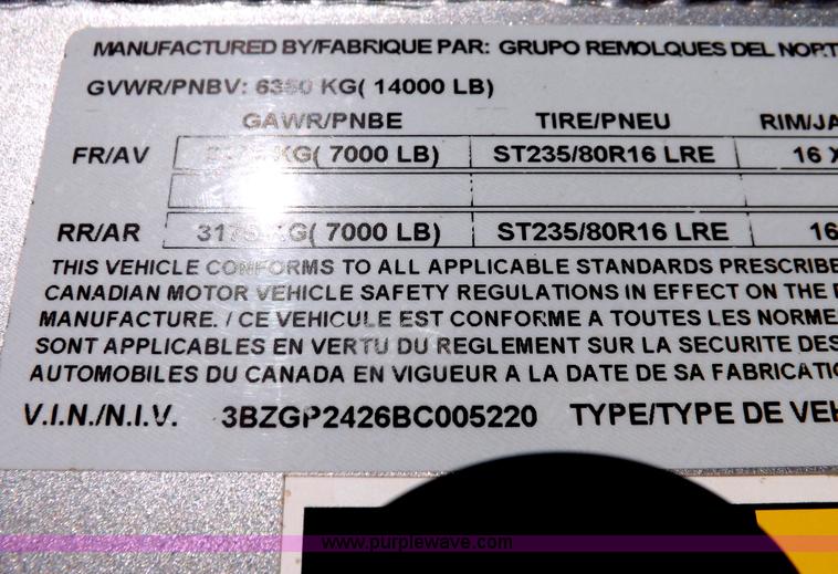 image for item F6352 2011 Norte 24' gooseneck livestock trailer