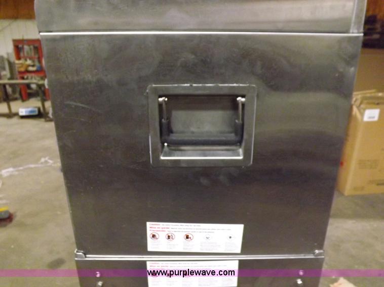 image for item F6365 Master Craft toolbox