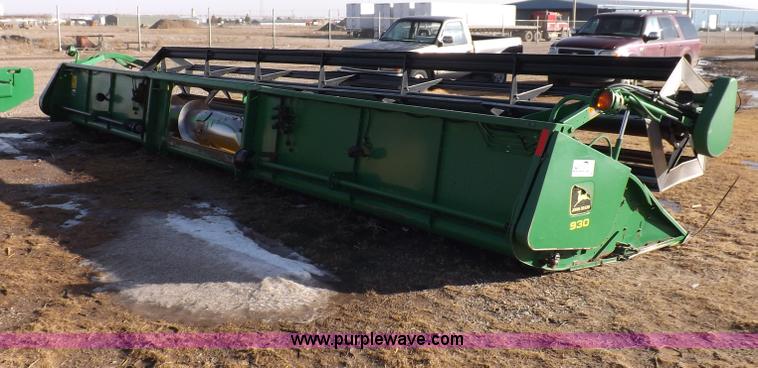 image for item F6366 John Deere 930 rigid header