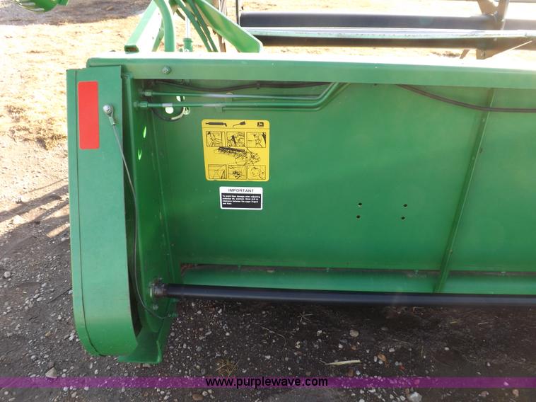 image for item F6366 John Deere 930 rigid header