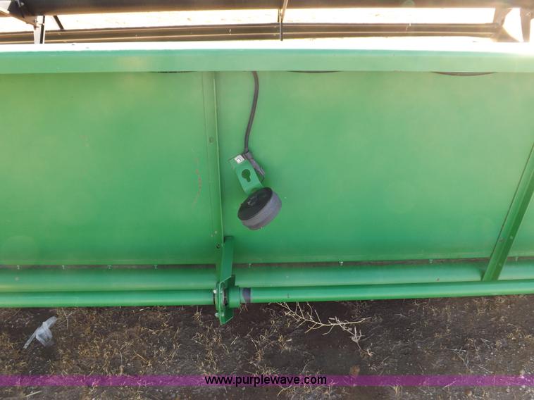 image for item F6366 John Deere 930 rigid header