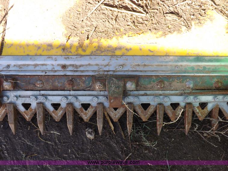 image for item F6366 John Deere 930 rigid header