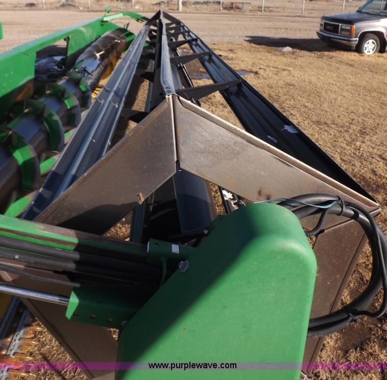 image for item F6366 John Deere 930 rigid header
