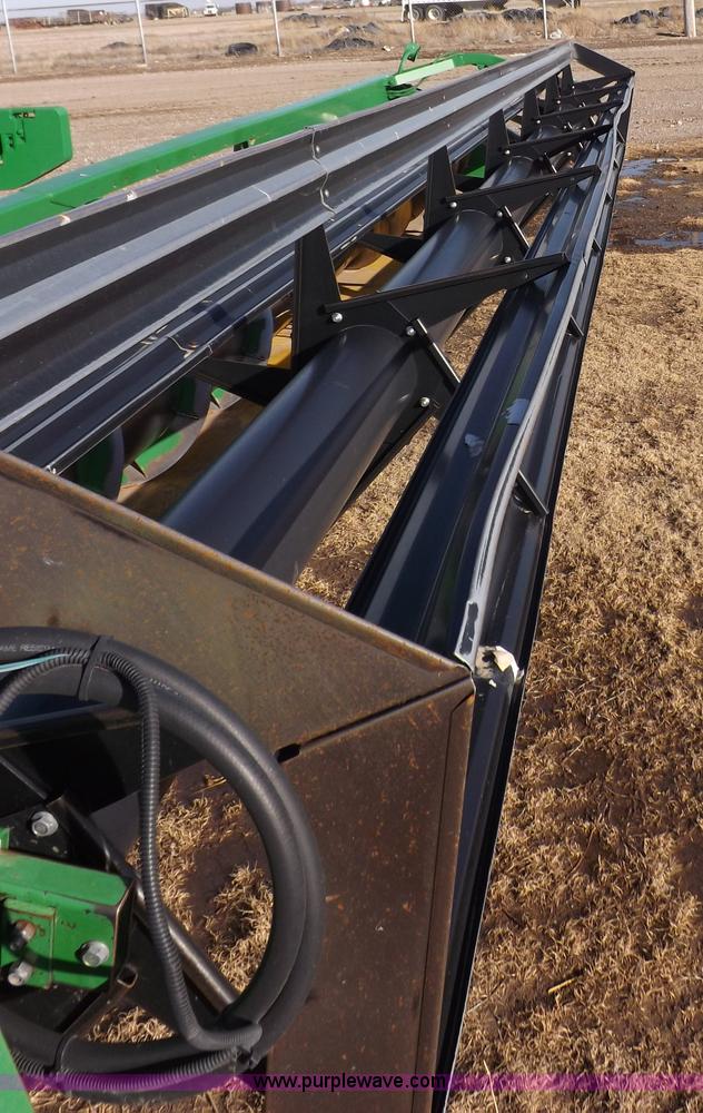 image for item F6366 John Deere 930 rigid header