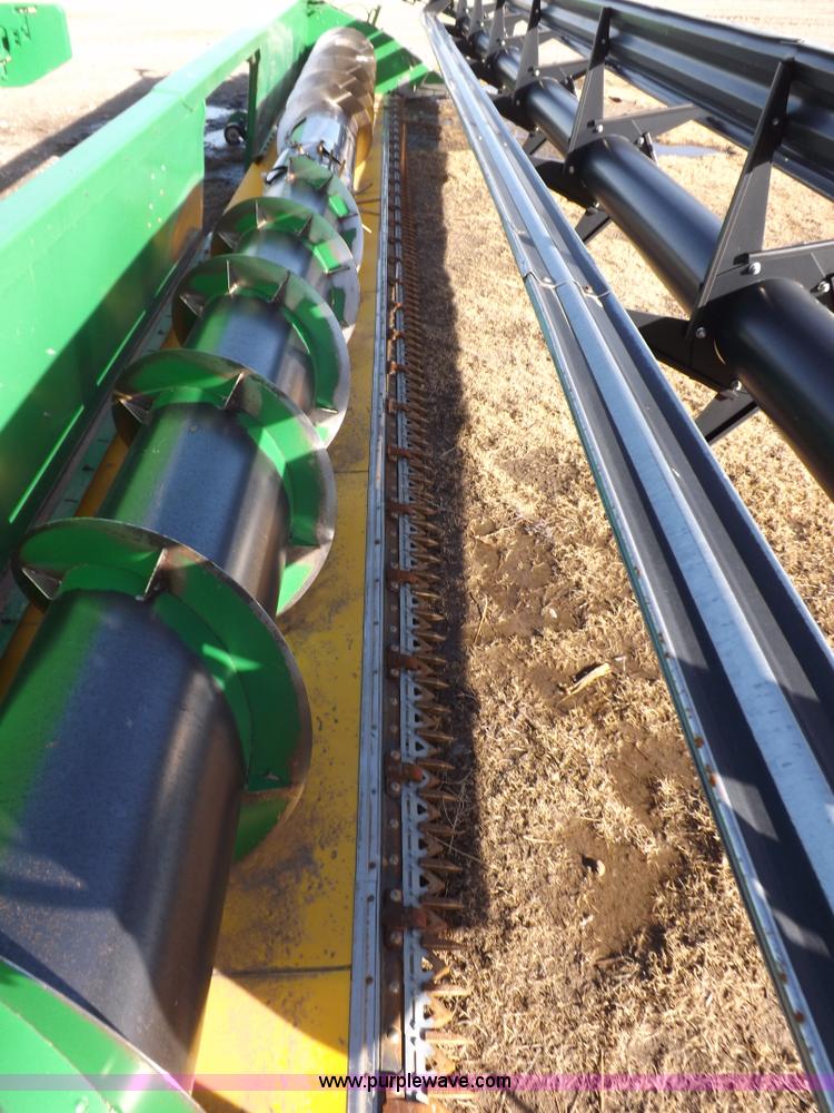 image for item F6366 John Deere 930 rigid header