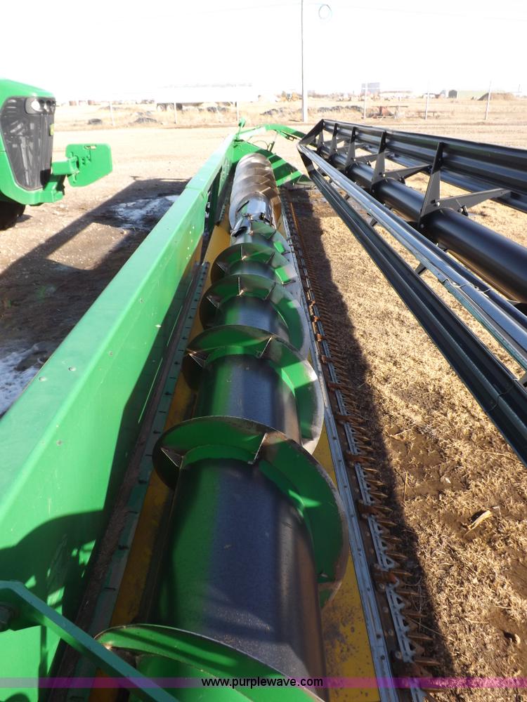 image for item F6366 John Deere 930 rigid header