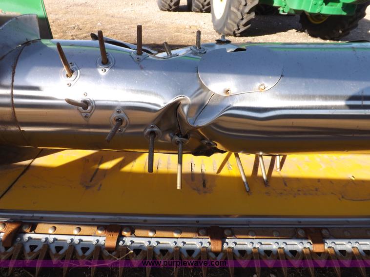 image for item F6366 John Deere 930 rigid header