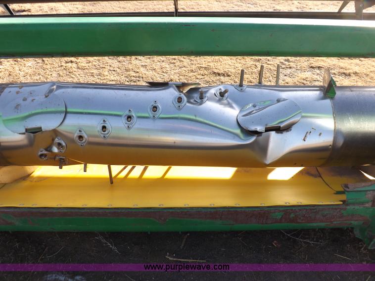image for item F6366 John Deere 930 rigid header