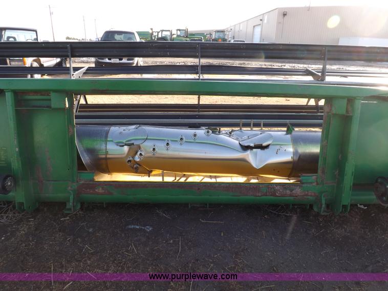 image for item F6366 John Deere 930 rigid header
