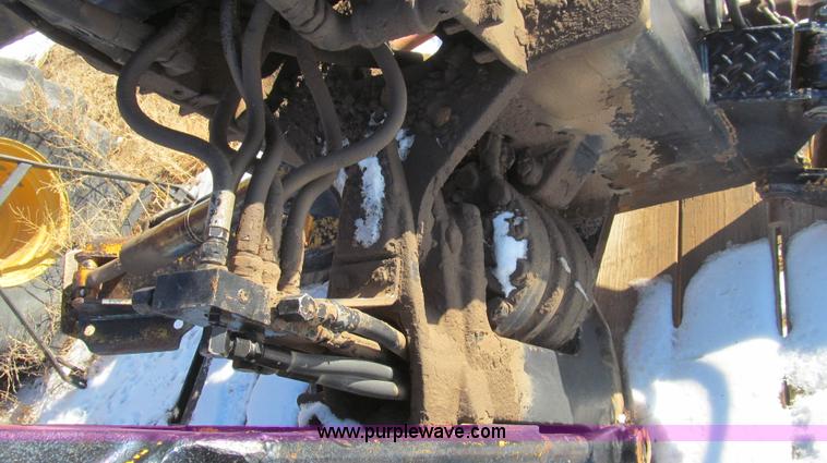 image for item G5587 John Deere backhoe