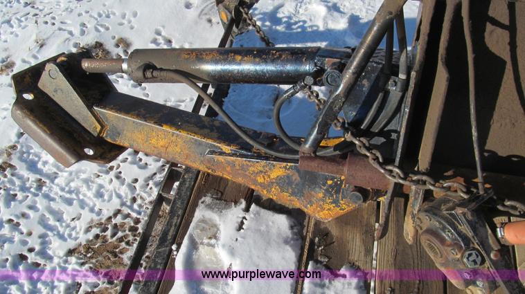 image for item G5587 John Deere backhoe