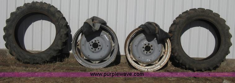 image for item M9186 Tractor tires and wheels
